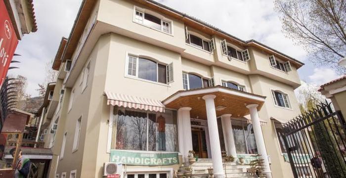 Hotel Nishat View